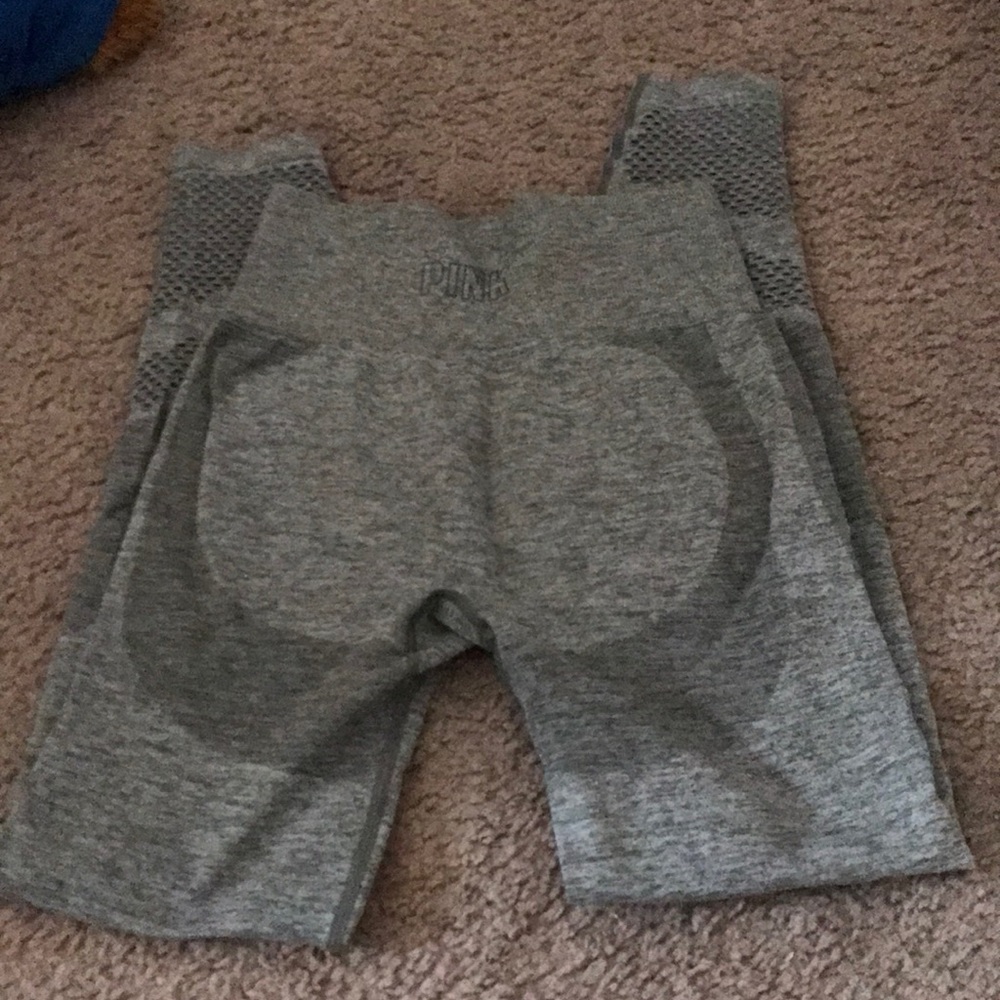 Victoria secret workout leggings!